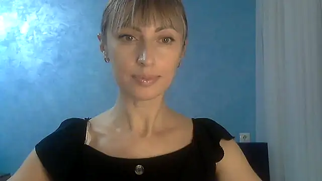 Snapshot of EffectMaya chatting on 17, 2, 2025 EffectMaya online show from 17, 2, 2025