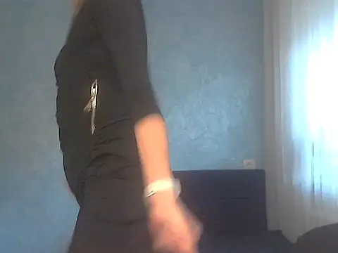 Snapshot of EffectMaya chatting on 27, 9, 2025 EffectMaya online show from 27, 9, 2025