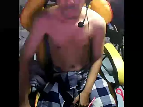 cloudyth1994 online show from 14, 12, 2024