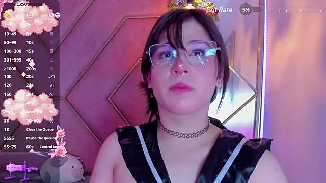 Snapshot of Yuri_Stars chatting on 16, 2, 2025 Yuri Stars online show from 16, 2, 2025