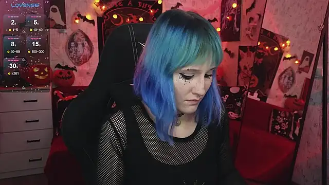 little Elika online show from 31, 10, 2025