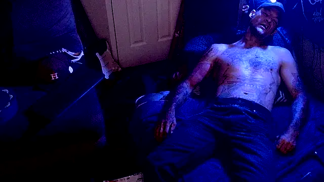 TheOneYouLove69 online show from 11, 2, 2026