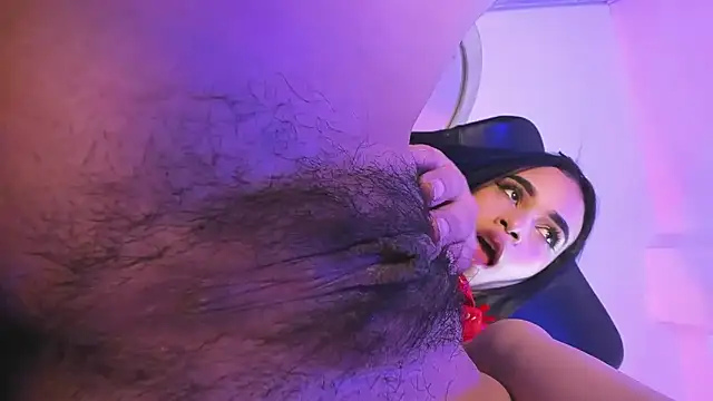 Snapshot of Jasmin_Skinny chatting on 5, 10, 2025 Jasmin Skinny online show from 5, 10, 2025