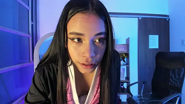 Snapshot of Jasmin_Skinny chatting on 31, 10, 2025 Jasmin Skinny online show from 31, 10, 2025