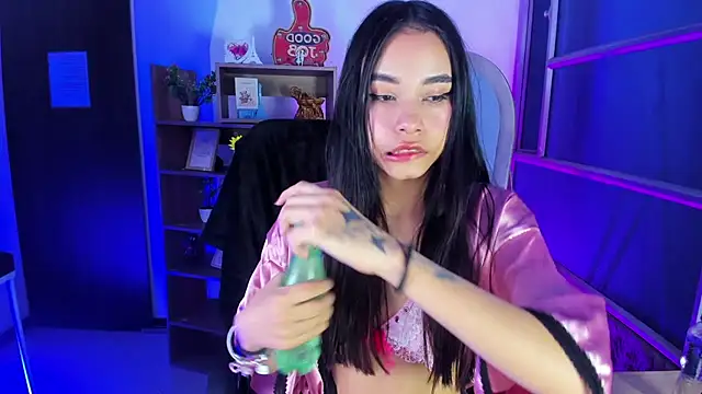 Snapshot of Jasmin_Skinny chatting on 4, 12, 2025 Jasmin Skinny online show from 4, 12, 2025