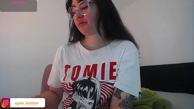 Snapshot of NewAgatha_Bolton chatting on 6, 10, 2025 NewAgatha Bolton online show from 6, 10, 2025