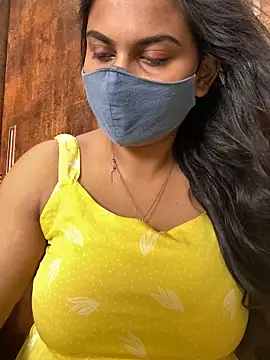 Snapshot of HaaniKaur chatting on 16, 10, 2025 HaaniKaur online show from 16, 10, 2025