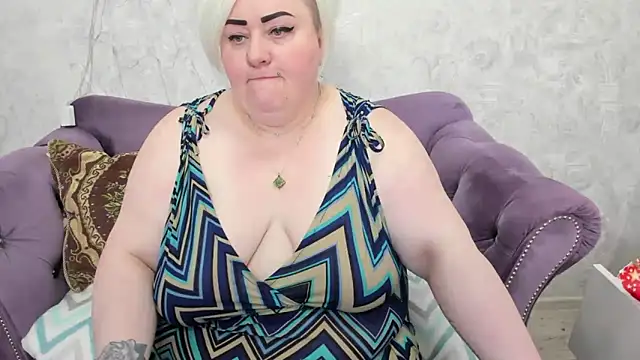 fashiona online show from 1, 3, 2025