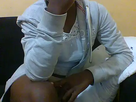 ebonyvalleria1 online show from 29, 10, 2025