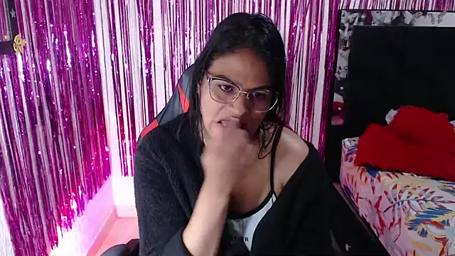 SweetAlmaa online show from 27, 6, 2026
