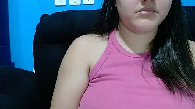 Snapshot of luckygirl111 chatting on 6, 4, 2026 luckygirl111 online show from 6, 4, 2026