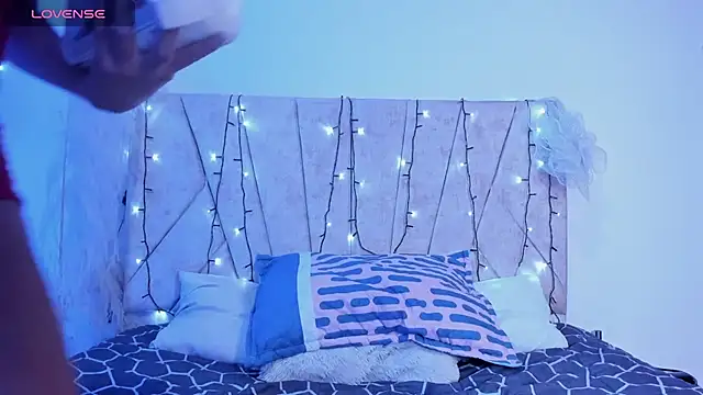 Snapshot of Kaela18 chatting on 11, 12, 2024 Kaela18 online show from 11, 12, 2024