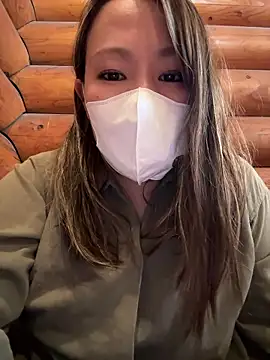 Snapshot of annna_annna_2024 chatting on 9, 10, 2025 annna annna 2024 online show from 9, 10, 2025