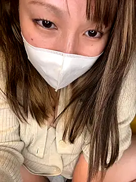 Snapshot of annna_annna_2024 chatting on 15, 10, 2025 annna annna 2024 online show from 15, 10, 2025