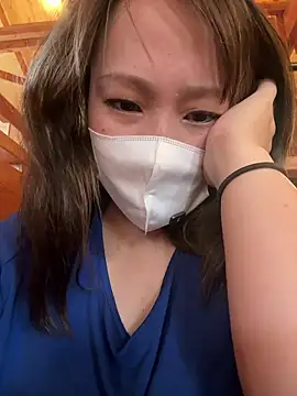 Snapshot of annna_annna_2024 chatting on 27, 10, 2025 annna annna 2024 online show from 27, 10, 2025