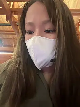 Snapshot of annna_annna_2024 chatting on 13, 11, 2025 annna annna 2024 online show from 13, 11, 2025