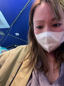 Snapshot of annna_annna_2024 chatting on 20, 11, 2025 annna annna 2024 online show from 20, 11, 2025