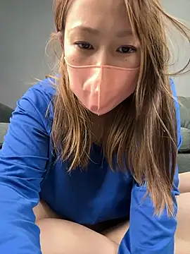 Snapshot of annna_annna_2024 chatting on 4, 12, 2025 annna annna 2024 online show from 4, 12, 2025