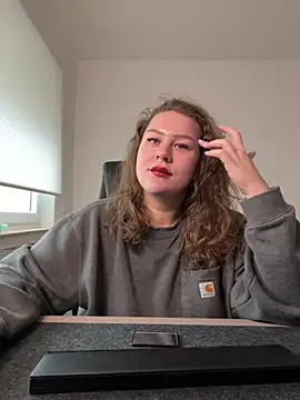 Snapshot of Fancy-Francy chatting on 13, 12, 2024 Fancy-Francy online show from 13, 12, 2024