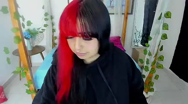 lussyevans24 online show from 7, 2, 2025