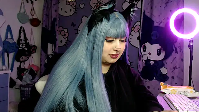 Snapshot of lussyevans24 chatting on 13, 6, 2026 lussyevans24 online show from 13, 6, 2026