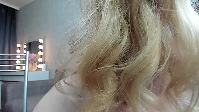 Snapshot of angelica_marquise chatting on 6, 2, 2025 angelica marquise online show from 6, 2, 2025