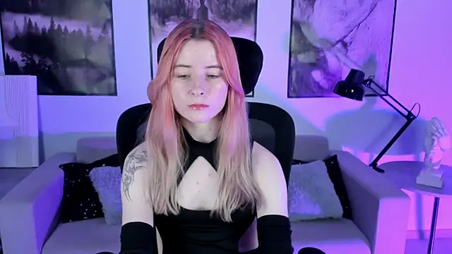 Snapshot of LexiWenford chatting on 3, 12, 2024 LexiWenford online show from 3, 12, 2024