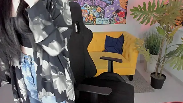 Snapshot of LexiWenford chatting on 27, 2, 2025 LexiWenford online show from 27, 2, 2025