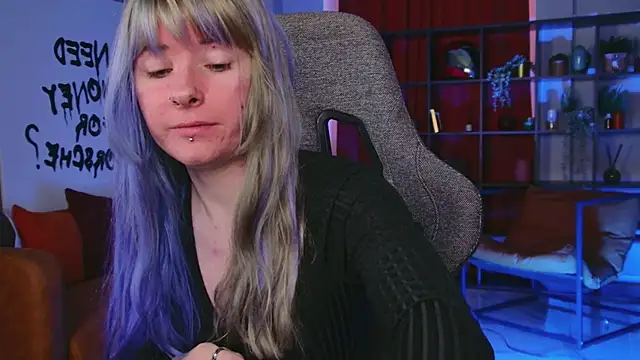 Snapshot of LexiWenford chatting on 5, 5, 2026 LexiWenford online show from 5, 5, 2026