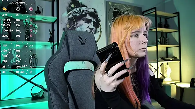 LexiWenford online show from 17, 7, 2026