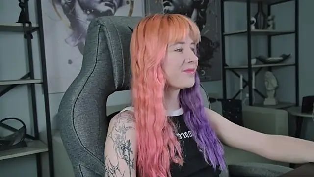 LexiWenford online show from 23, 7, 2026