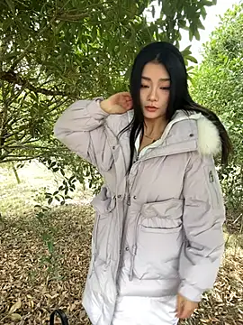 Snapshot of Asia-Melody chatting on 13, 2, 2025 Asia-Melody online show from 13, 2, 2025