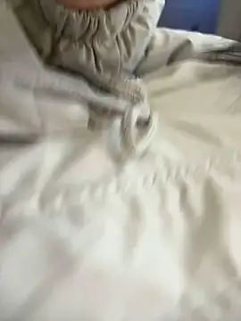 Snapshot of Asia-Melody chatting on 17, 2, 2025 Asia-Melody online show from 17, 2, 2025