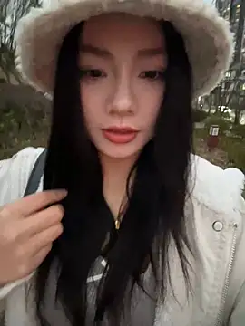 Snapshot of Asia-Melody chatting on 17, 2, 2025 Asia-Melody online show from 17, 2, 2025