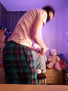 Dennis 2024 online show from 25, 1, 2025