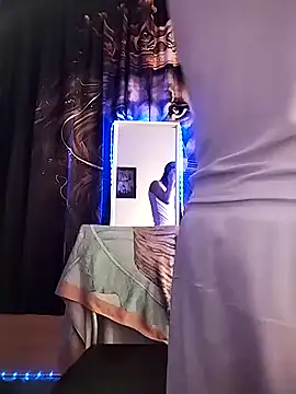 Dennis 2024 online show from 25, 2, 2025