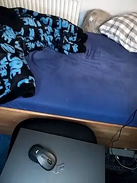 Dennis 2024 online show from 18, 11, 2025