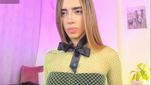 StormiRusso online show from 6, 10, 2025