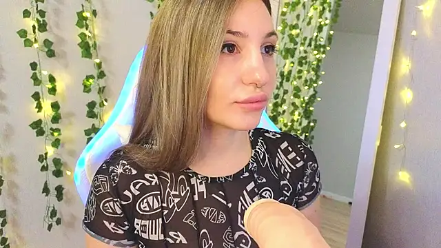 Snapshot of Kurama_Katana chatting on 22, 12, 2024 Kurama Katana online show from 22, 12, 2024