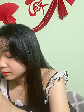 Maeve2k5 online show from 3, 3, 2025