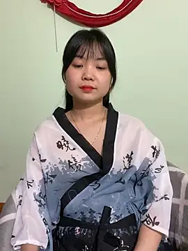 Maeve2k5 online show from 21, 3, 2025