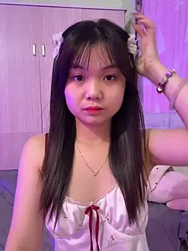 Maeve2k5 online show from 6, 10, 2025