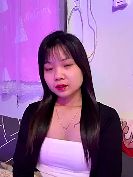 Maeve2k5 online show from 1, 11, 2025