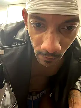 Snapshot of esteraulxxx chatting on 5, 10, 2025 esteraulxxx online show from 5, 10, 2025