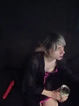 Snapshot of april_show_her chatting on 3, 3, 2026 april show her online show from 3, 3, 2026