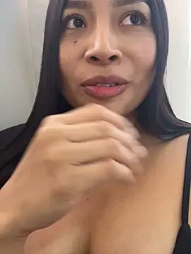 Snapshot of CarolineMaldonado chatting on 27, 9, 2025 CarolineMaldonado online show from 27, 9, 2025