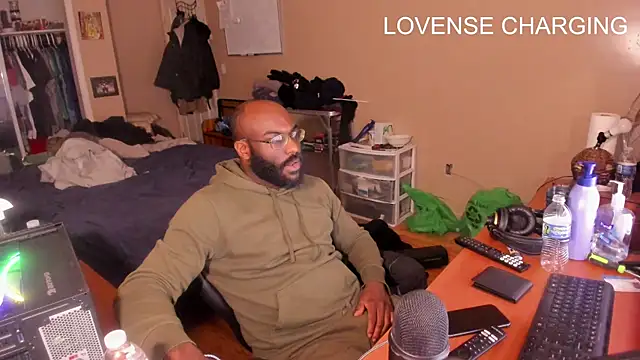 MrChuckDailyXXX online show from 1, 1, 2025