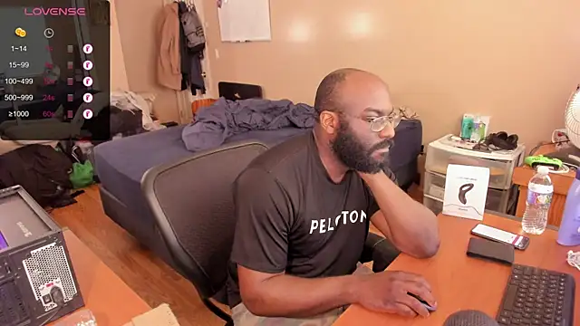 MrChuckDailyXXX online show from 21, 3, 2025