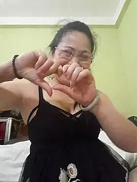 Snapshot of Hangem111 chatting on 9, 3, 2025 Hangem111 online show from 9, 3, 2025