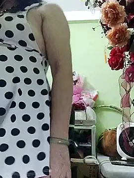 Snapshot of Hangem111 chatting on 1, 6, 2026 Hangem111 online show from 1, 6, 2026